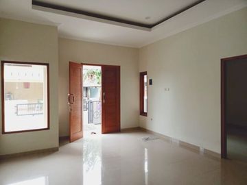 Rumah Di Seturan Belakang UPN