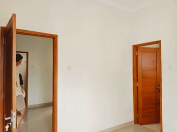 Rumah Di Seturan Belakang UPN