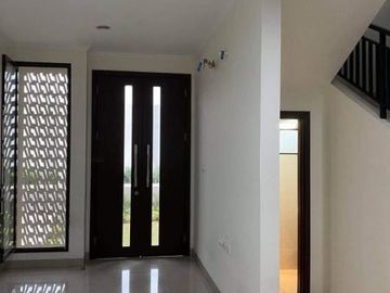 Rumah chyntia summarecon gedebange dekat ciwastra, cibiru bandung