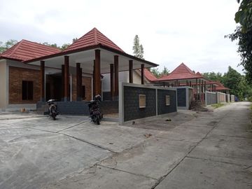BEST SELLER! Joglo Luas Khas Pintu Gebyok Dekat Candi Prambanan