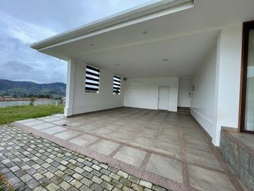 Vendo casa de lujo en Carigán