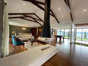 Vendo casa de lujo en Carigán