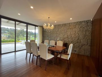 Vendo casa de lujo en Carigán