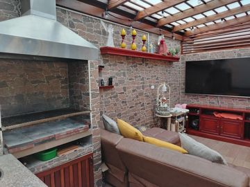 Casa en Venta de 128m2 de construcción, ubicada en el  Dean bajo, a 500m de Colegio Gutembe