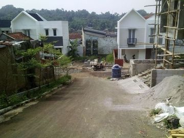 1 UNIT TERAKHIR RUMAH MEWAH CANTIK RASA VILLA SEJUK ASRI DI CIKUTRA PAHLAWAN