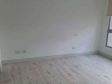 apartamento en arriendo en loma el chocho. Cod A9434044