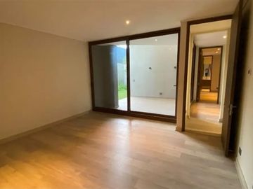 Duplex con jardín, sector con gran conectividad de la Dehesa