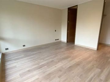 Duplex con jardín, sector con gran conectividad de la Dehesa