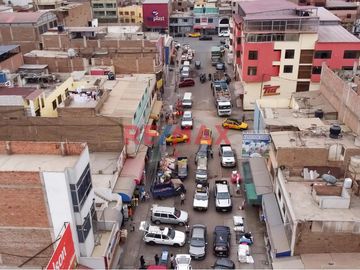 🏢 Venta de Local Comercial en Trujillo con Doble puerta de Ingreso– Ideal para Inversionistas del Rubro Mayorista, Retail o Servicios
Este local de 3