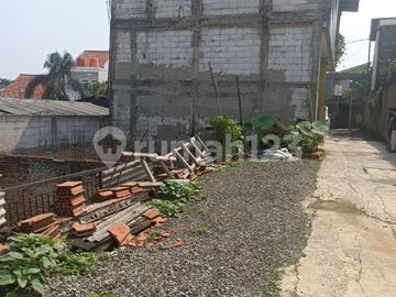Tanah Ada IMB, Ada Lantai Basement  Lokasi Dekat Pintu Tol Kukusan Harga BU