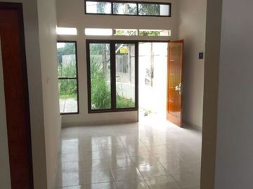 Dijual Rumah Murah Tanah Luas , Lokasi Strategis Dekat Tol Cijago