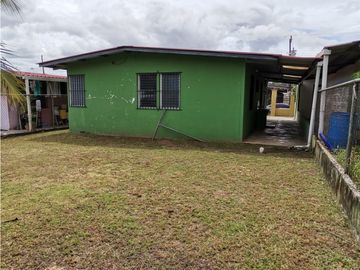 SE VENDE CASA EN LA FLORESTA, ARRAIJAN