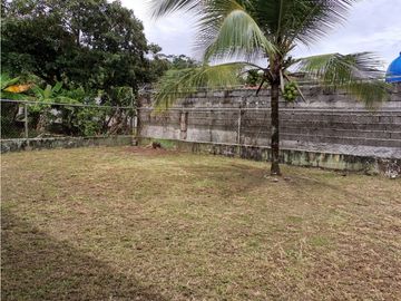 SE VENDE CASA EN LA FLORESTA, ARRAIJAN