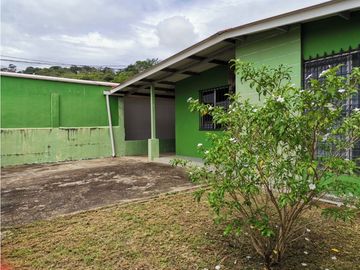 SE VENDE CASA EN LA FLORESTA, ARRAIJAN