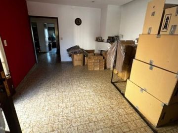 Departamento Tipo Casa en venta en Bernal Oeste