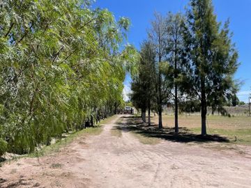 CASA QUINTA DE DOS PLANTAS CON TERRENO DE 5000mÂ²