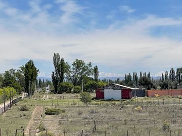 CASA QUINTA DE DOS PLANTAS CON TERRENO DE 5000mÂ²