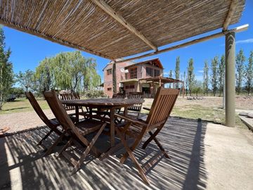 CASA QUINTA DE DOS PLANTAS CON TERRENO DE 5000mÂ²