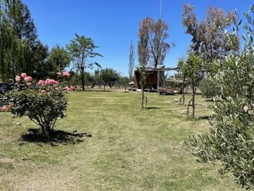 CASA QUINTA DE DOS PLANTAS CON TERRENO DE 5000mÂ²