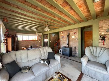 CASA QUINTA DE DOS PLANTAS CON TERRENO DE 5000mÂ²