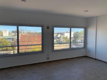 Monoambiente a estrenar en Bernal centro