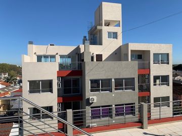 Monoambiente a estrenar en Bernal centro