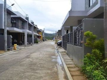 4 Bedroom RFO House for Sale in Villa Sebastiana Mandaue