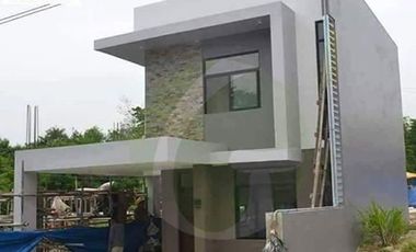 4 Bedroom RFO House for Sale in Villa Sebastiana Mandaue