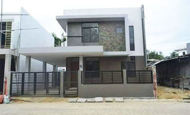 4 Bedroom RFO House for Sale in Villa Sebastiana Mandaue