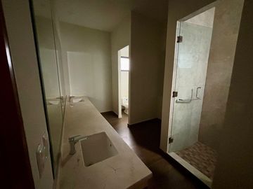 Casa en Venta en Monterrey, Carretera Nacional