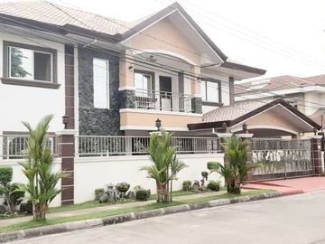 Semi-Furnished 4 Bedroom House for Rent in Angeles City Near SM Clark