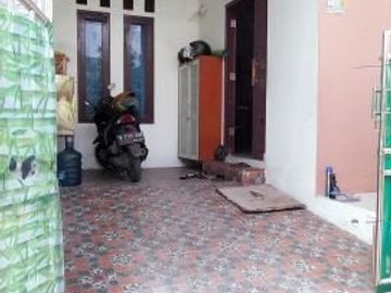 Dijual Cepat Murah Rumah 3 Lantai Di Tarumajaya Bekasi