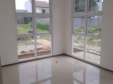 RUMAH EXCLUSIVE 2 lt STRATEGIS DI BINTARO TANGSEL 1,4 M (sarno)