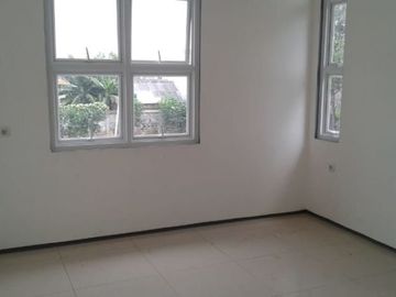 RUMAH EXCLUSIVE 2 lt STRATEGIS DI BINTARO TANGSEL 1,4 M (sarno)