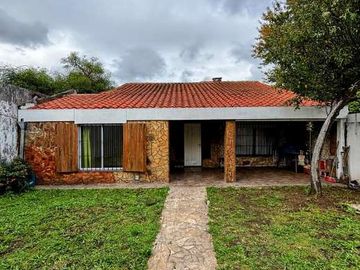 Casa en venta en Moron Sur