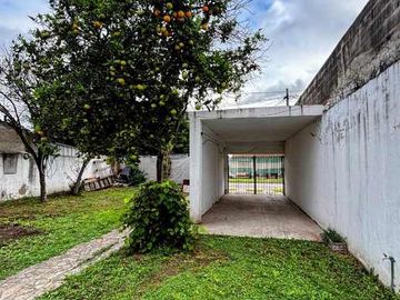 Casa en venta en Moron Sur