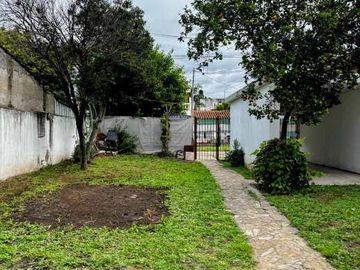 Casa en venta en Moron Sur