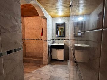 Casa en venta en Moron Sur
