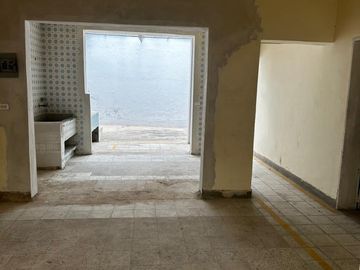 casalote en arriendo/venta en la américa. Cod A216698