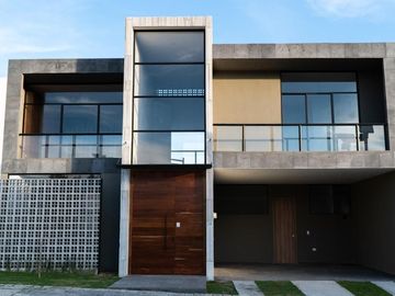 PUEBLA HERMOSA CASA EN VENTA PARA ESTRENAR