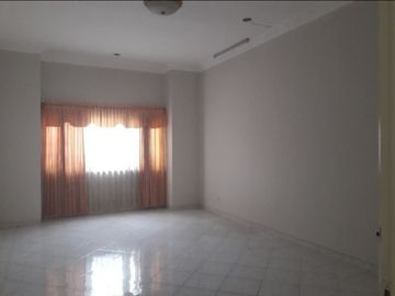 Dijual Rumah Citraland Boulevard (depan Superindo ) Citraland Main Road