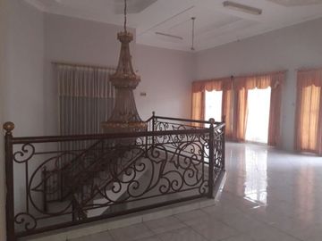 Dijual Rumah Citraland Boulevard (depan Superindo ) Citraland Main Road