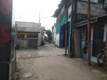 Dijual Rumah 2½ lantai View Airport diHalim Jakarta Timur SHM 1,5 Milyar NEGO