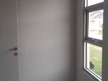 Dijual Cepat Rumah Siap Huni Ada Fasilitas, Keamanan 24jam di Srimaya Residence Summarecon Bantar Gebang