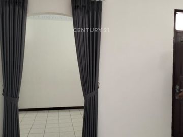 RUMAH AREA DUREN SAWIT JAKARTA TIMUR DEKAT TOL HALIM