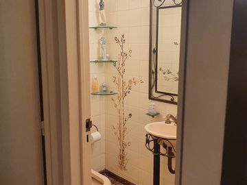 IMPORTANTE PISO DE 200 M2 TOTALES CON 2 COCHERAS