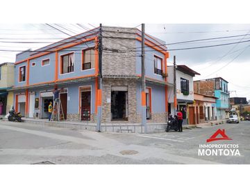 Casa comercial esquinera con 6 rentas en San Fernando, Dosquebradas