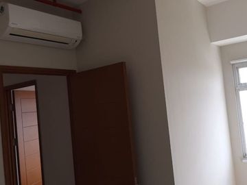 (BU) DIJUAL CEPAT DAN MURAH APARTEMEN GREENHILL - KELAPA GADING FREE KITCHEN SET