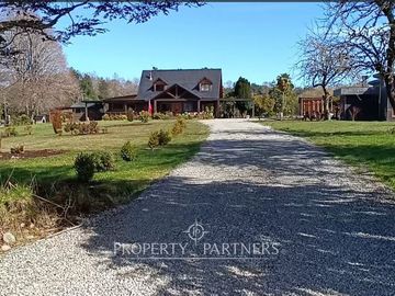 Hermosa Casa en Parcela de 7,950m² en Panguilelfún, Panguipulli