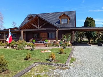 Hermosa Casa en Parcela de 7,950m² en Panguilelfún, Panguipulli